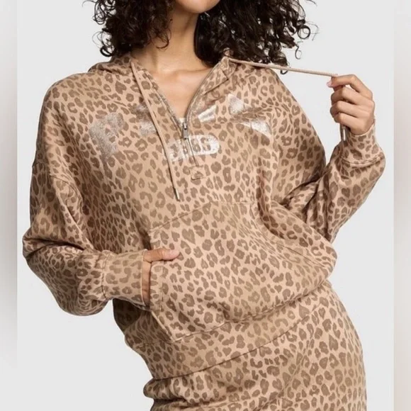 NWT Victoria’s Secret PINK Half Zip Campus Hoodie - Picture 2 of 13